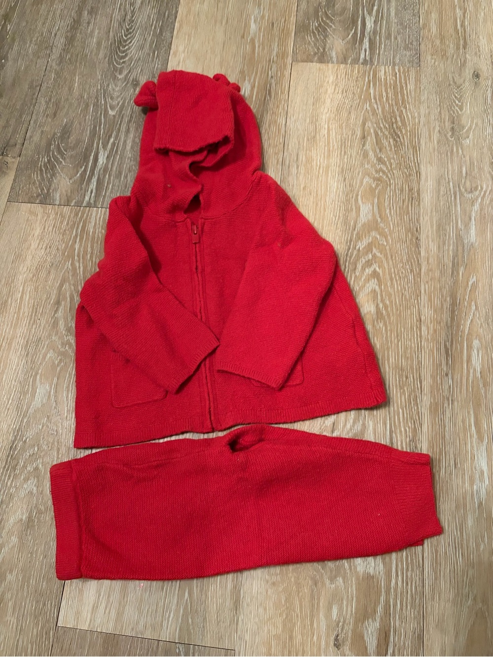 GAP 3-6m CashSoft - Red Knit Matching Hoodie & Pants Set